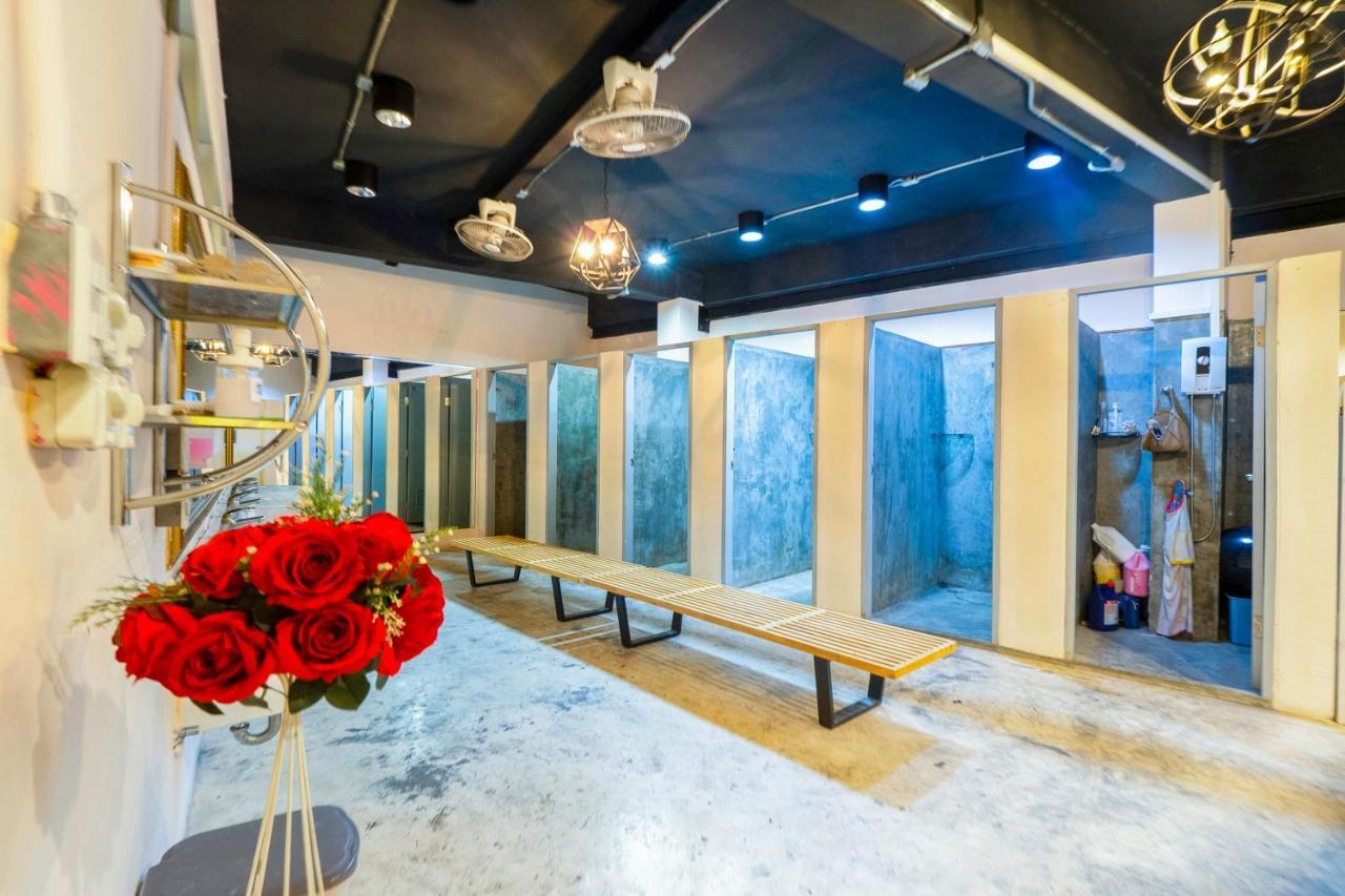 Oyo-965萨南柴艺术酒店 曼谷 外观 照片