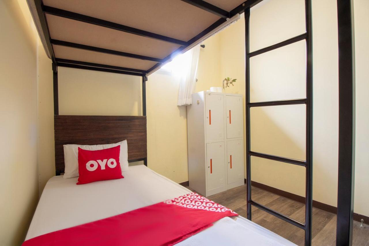 Oyo-965萨南柴艺术酒店 曼谷 外观 照片